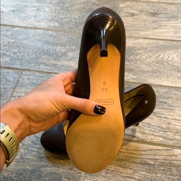 Coach Leather pumps sz 8.5 NWOT - Picture 6 of 6